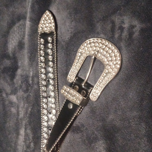 None Accessories - Gorgeous Leather Bling Belt